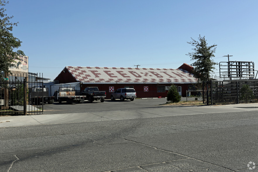 16770 Yucca St, Hesperia, CA for sale - Primary Photo - Image 1 of 19