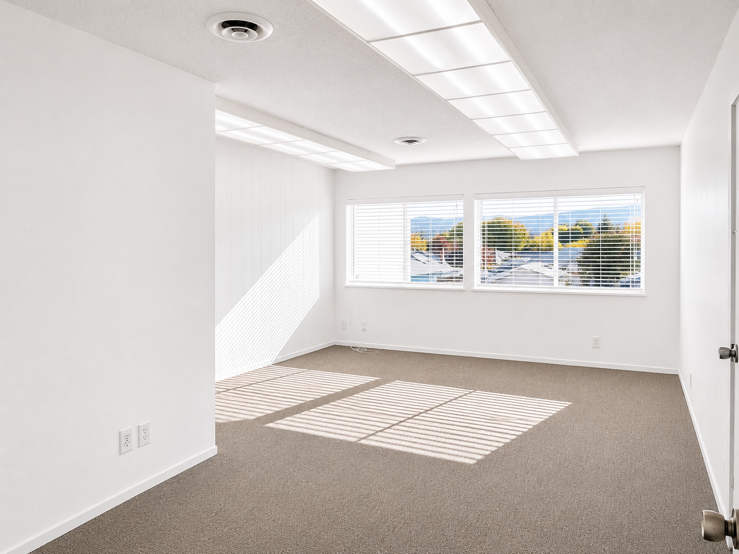 1121-1125 Grant Ave, Novato, CA for lease Interior Photo- Image 1 of 3