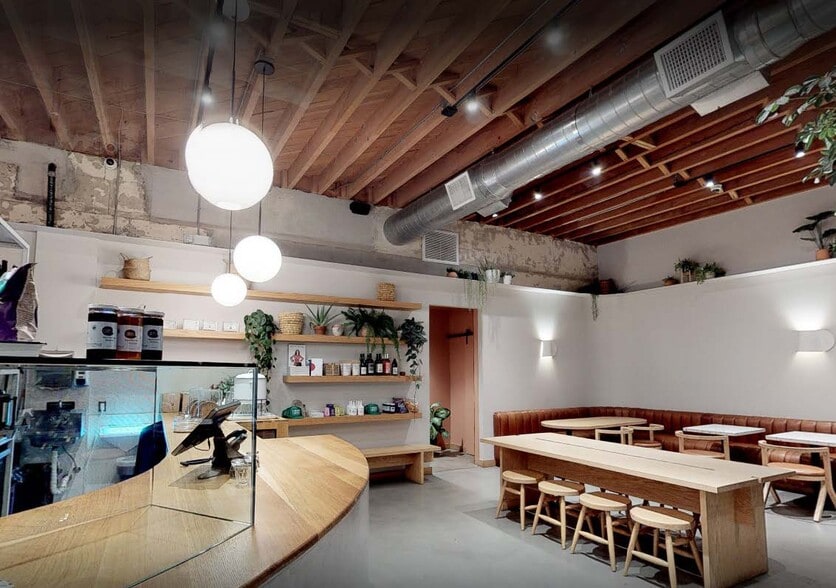 4310-4312 W Jefferson Blvd, Los Angeles, CA à louer - Photo intérieure - Image 2 de 13