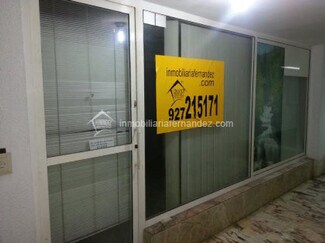 Plus de détails pour Commerce de détail à louer