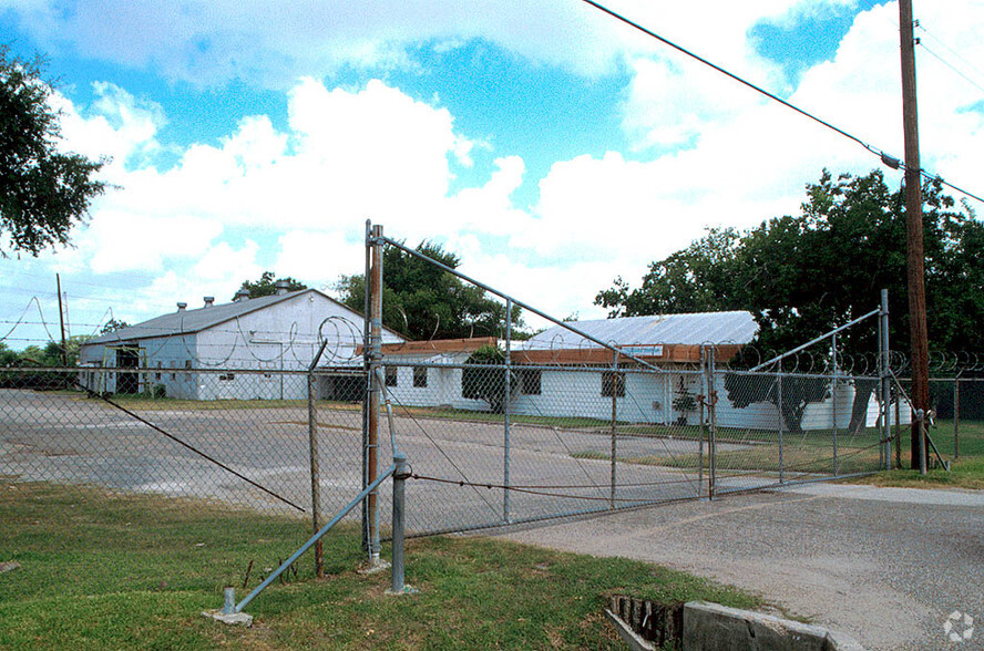 4000 Cedar Crest St, Houston, TX à vendre - Photo du bâtiment - Image 1 de 1