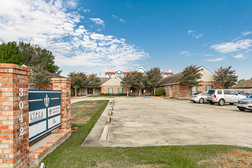 3042 Old Forge Dr, Baton Rouge, LA for lease - Building Photo - Image 1 of 31