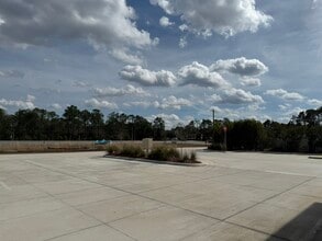 2323 N State St, Bunnell, FL à louer Photo intérieure- Image 2 de 16