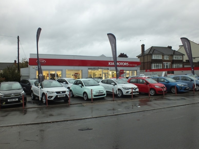 1 Ash Hill Road, Ash for sale Primary Photo- Image 1 of 7