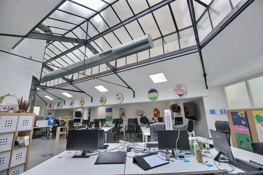 27 Rue De Citeaux, Paris à louer - Photo intérieure - Image 1 de 11