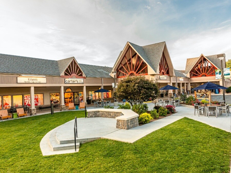 278 Shoppes on the Parkway Rd, Blowing Rock, NC à louer Photo du bâtiment- Image 1 de 8