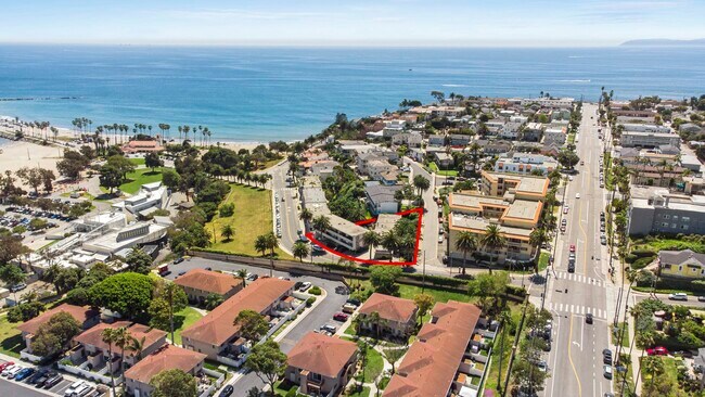 Plus de détails pour 3605 Stephen M White Dr, San Pedro, CA - Multi-résidentiel à vendre