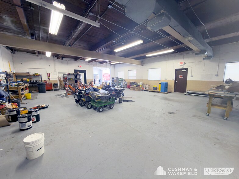 4515-4523 Brookpark Rd, Parma, OH à louer - Photo intérieure - Image 3 de 14