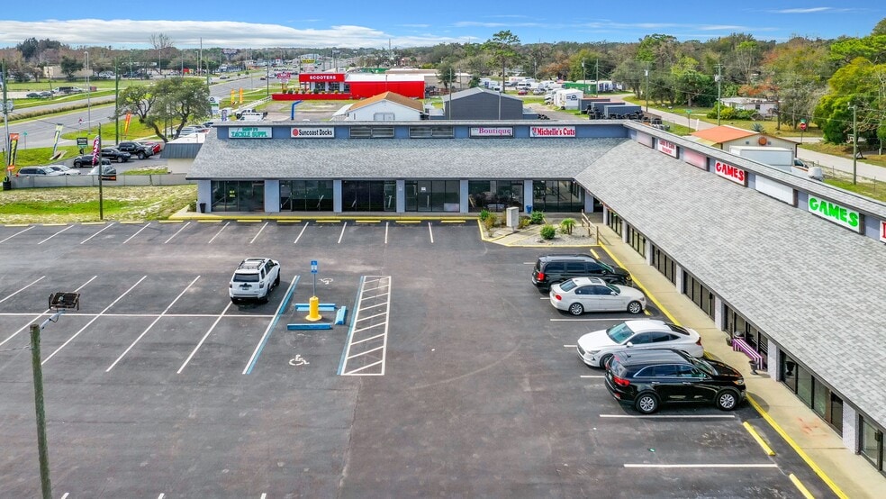 15215 US Hwy 19, Hudson, FL à louer - Photo du bâtiment - Image 2 de 4