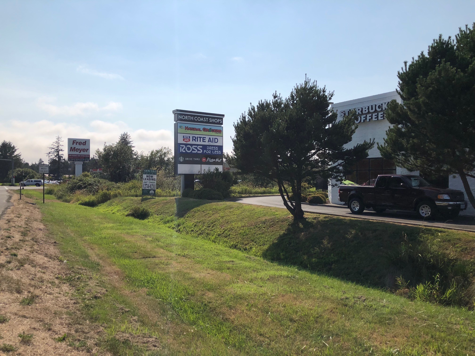 100-150 S Highway 101, Warrenton, OR for lease Building Photo- Image 1 of 10