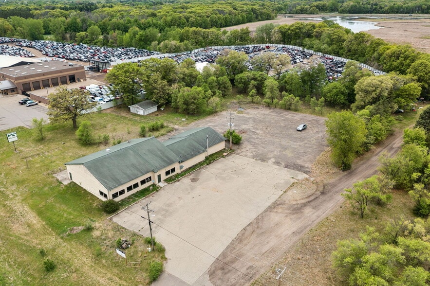 20454 Highway 65 NE, East Bethel, MN for lease - Building Photo - Image 2 of 7