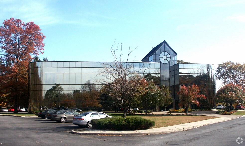 103 Executive Dr, New Windsor Township, NY à louer - Photo du bâtiment - Image 2 de 9