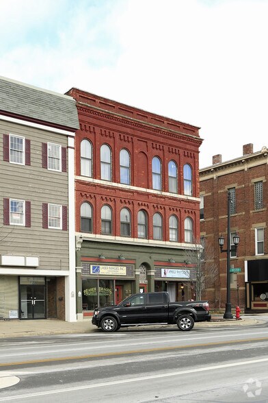 26-28 W Main St, Norwalk, OH for sale - Building Photo - Image 2 of 5