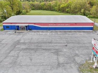 Plus de détails pour 4909 Valley Rd, Berkeley Springs, WV - Sports et divertissement à vendre