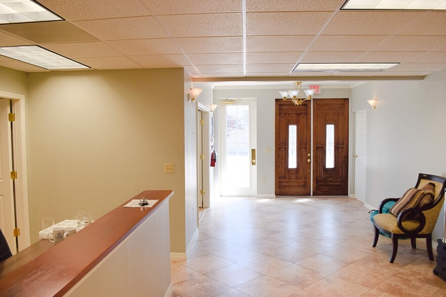 2707 W Fairbanks Ave, Winter Park, FL for lease - Building Photo - Image 2 of 8