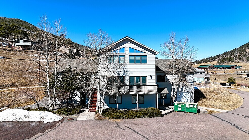 210-212 Beaver Brook Canyon Rd, Evergreen, CO à vendre - Photo principale - Image 1 de 15