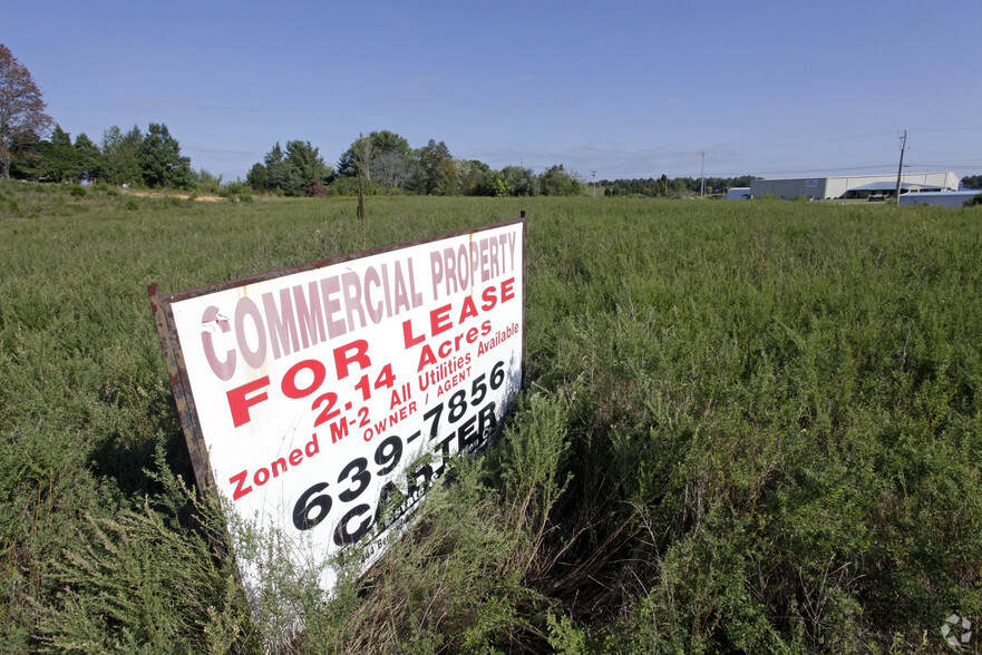 5322 W Andrew Johnson Hwy, Greeneville, TN for sale - Primary Photo - Image 1 of 1