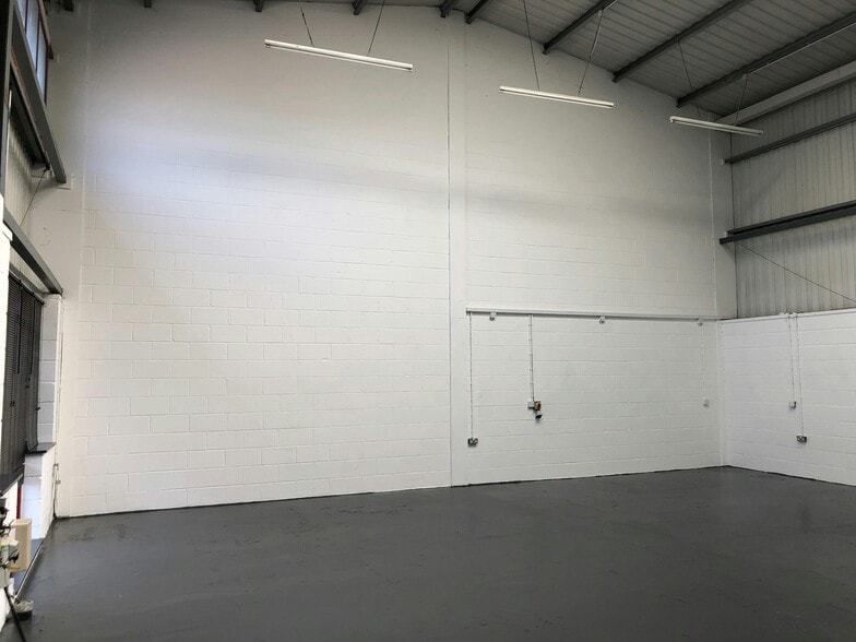 Wellbeck Way, Peterborough for lease - Building Photo - Image 3 of 9