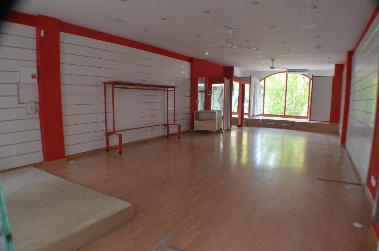 Calle Comunidad de Madrid, 37, Las Rozas de Madrid, MAD 28230 - - - Interior Photo - Image 1 of 4