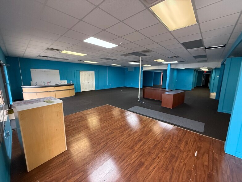 4630 W Hwy 74, Monroe, NC à louer - Photo du bâtiment - Image 3 de 6