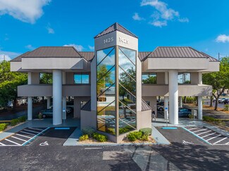 Plus de détails pour 1425 Viscaya Pky, Cape Coral, FL - Bureau, Bureau/Médical à louer