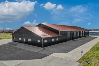 Plus de détails pour 33083 Ute Ave, Waukee, IA - Local d'activités à louer