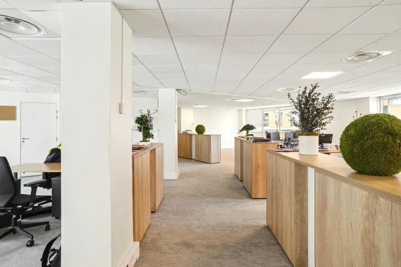 Bureau dans Issy-les-Moulineaux à louer - Photo intérieure - Image 3 de 10