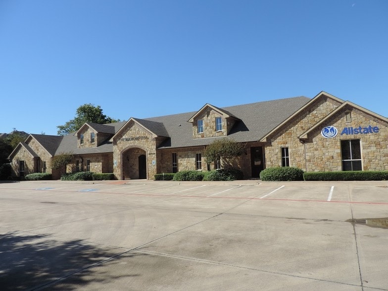 1330 N White Chapel Blvd, Southlake, TX for lease - Building Photo - Image 2 of 7