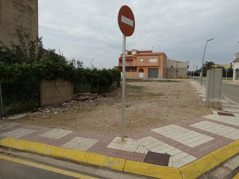 Avinguda de la Generalitat, 26A, L'Aldea, Tarragona à vendre - Photo du bâtiment - Image 2 de 3