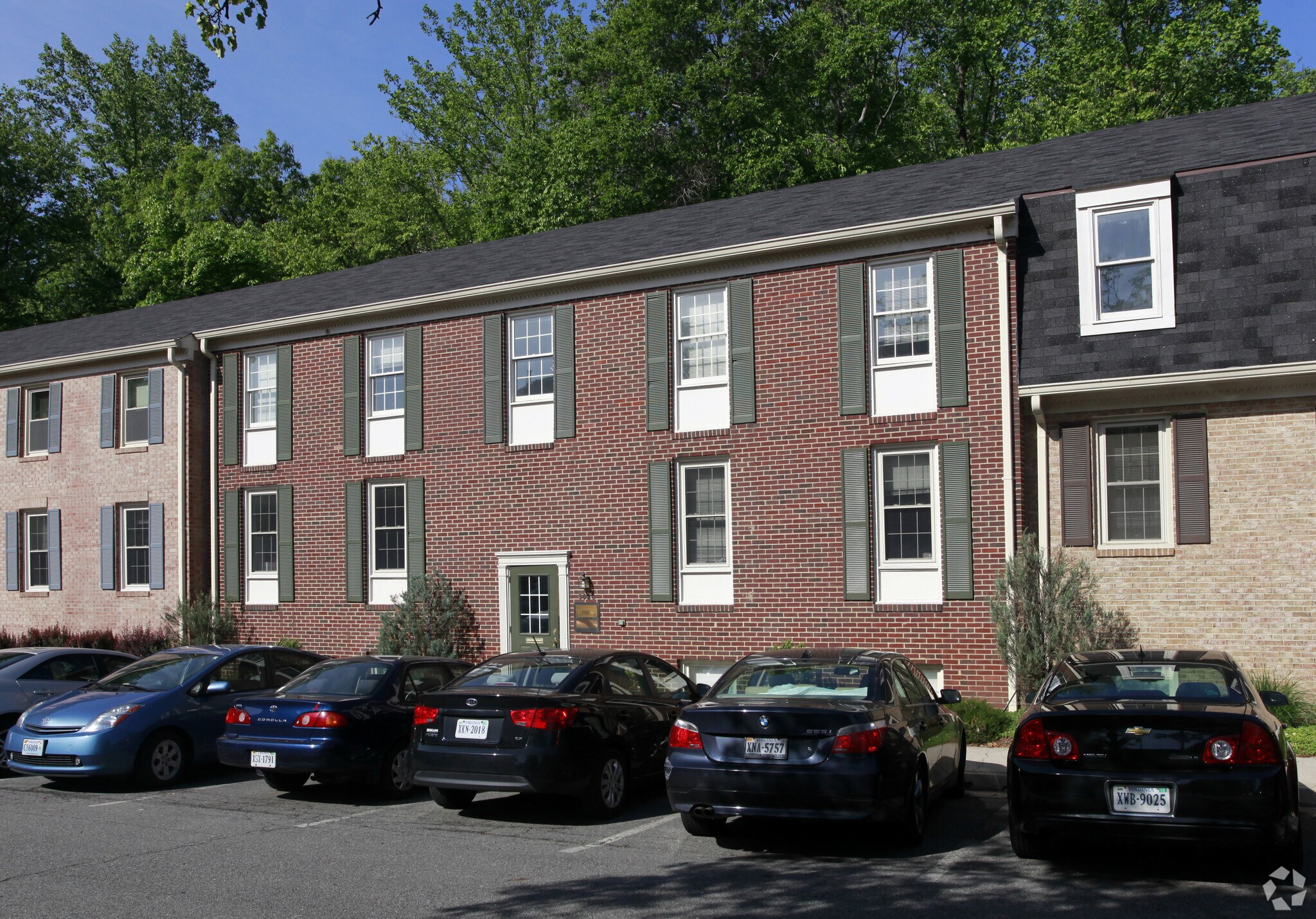 5520-5532 Hempstead Way, Springfield, VA for sale Primary Photo- Image 1 of 1