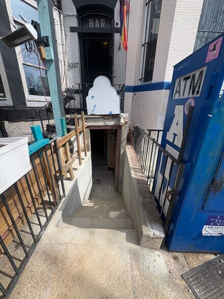 2337 18th St NW, Washington, DC à louer - Photo du bâtiment - Image 3 de 6