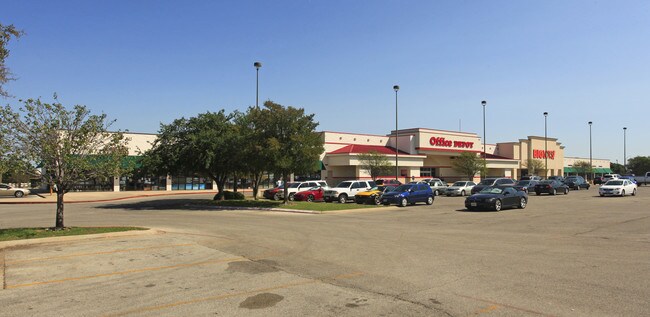 Plus de détails pour 850 N Bell Blvd, Cedar Park, TX - Commerce de détail à louer