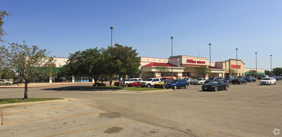 850 N Bell Blvd, Cedar Park, TX à louer - Photo principale - Image 1 de 8