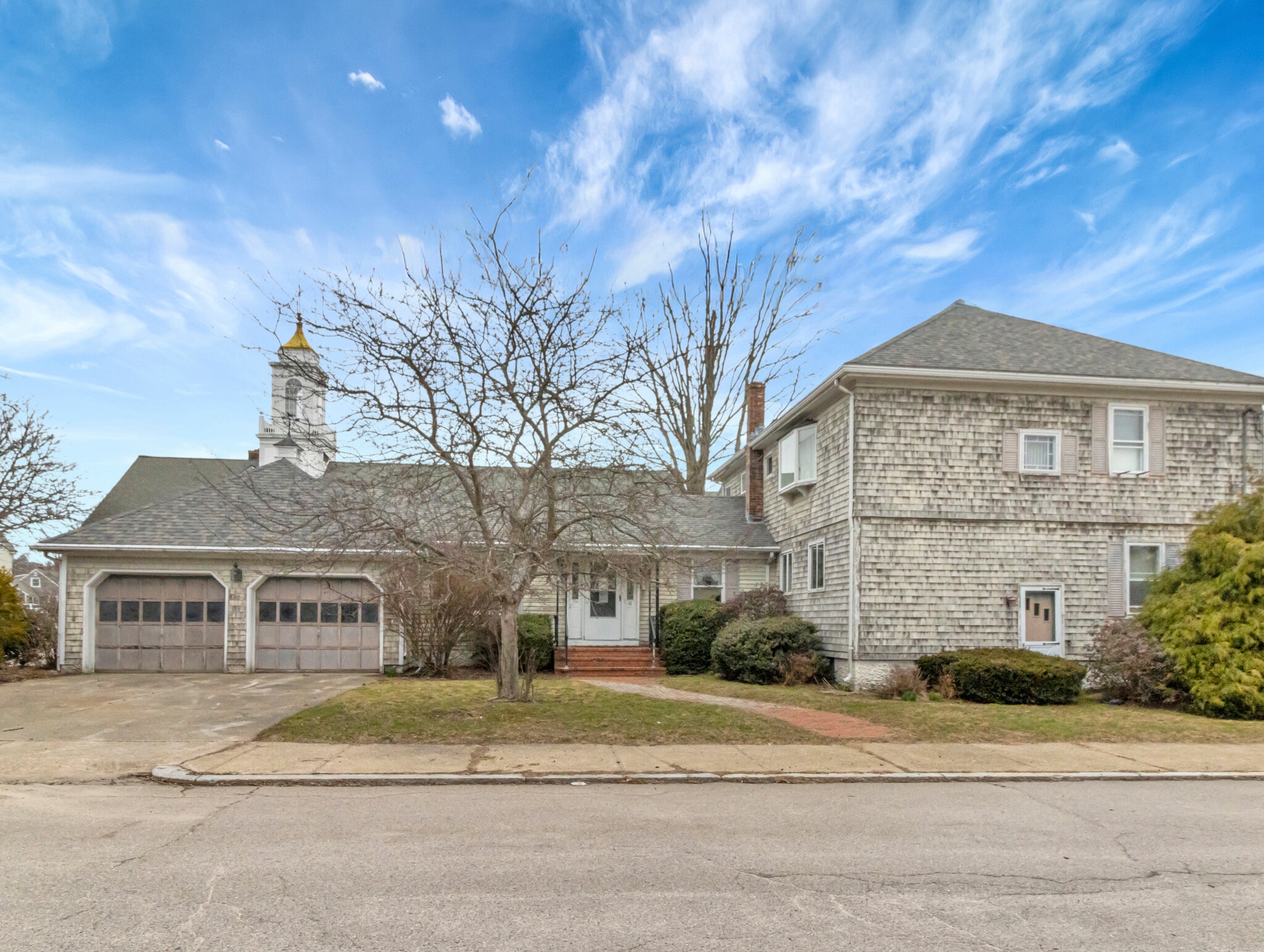 71 Linden St, Attleboro, MA à vendre Photo principale- Image 1 de 4