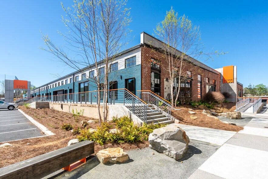 1255 Makers Way, Atlanta, GA à louer - Photo du bâtiment - Image 2 de 24
