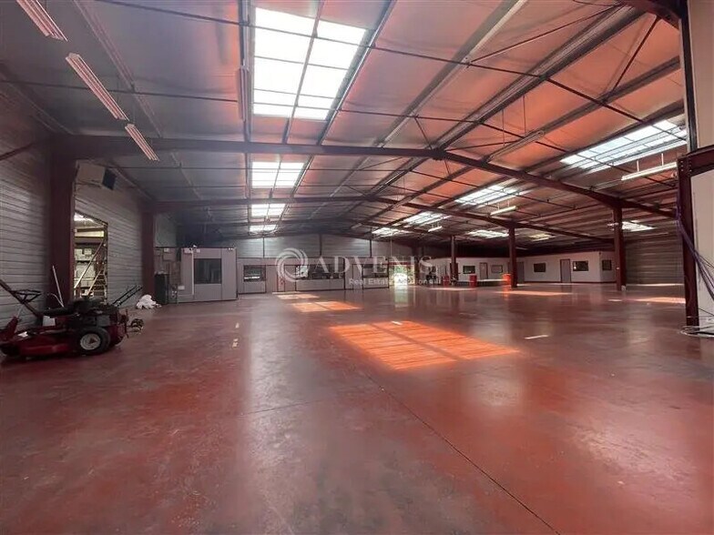 Flex in Cestas for lease - Interior Photo - Image 3 of 8