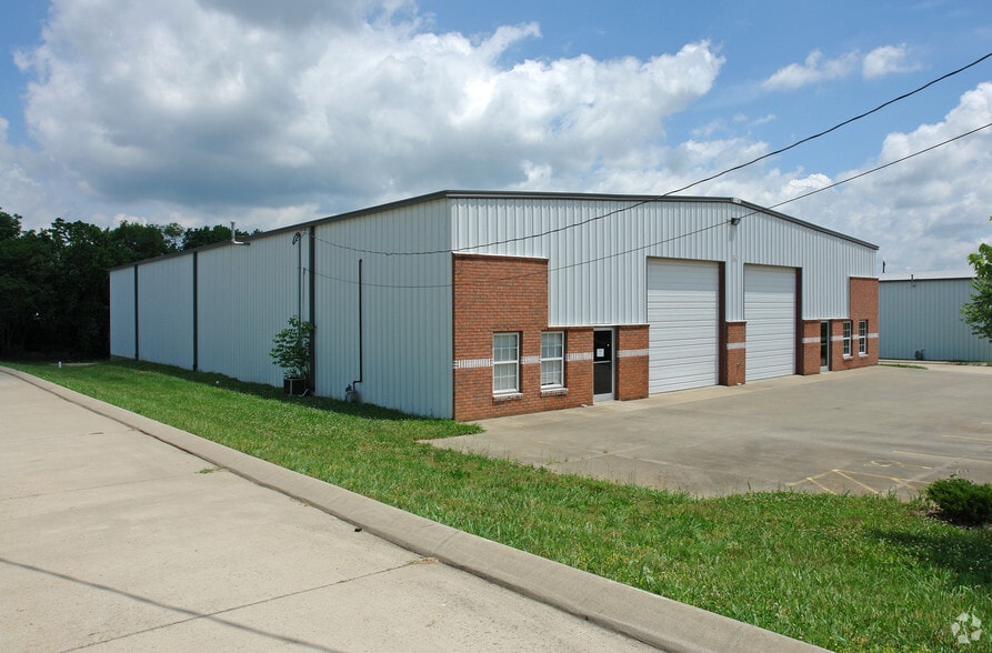 1232 Longleaf Dr, Gallatin, TN for lease - Building Photo - Image 3 of 24