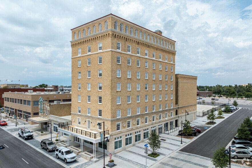 114 E Central Ave, Temple, TX for lease - Primary Photo - Image 1 of 9