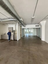 309 E 8th St, Los Angeles, CA for lease Interior Photo- Image 2 of 5