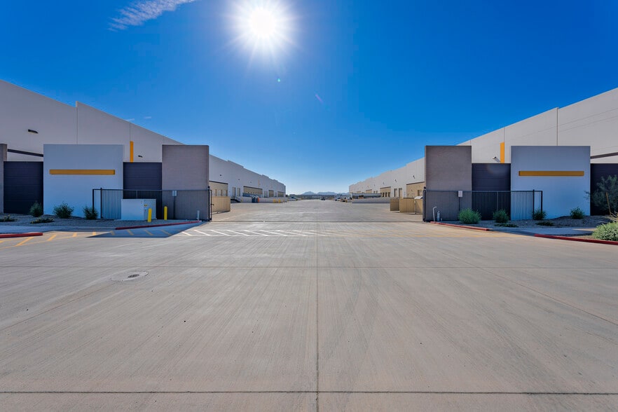 SEC Ellsworth Road & Pecos Rd, Mesa, AZ for lease - Building Photo - Image 3 of 23