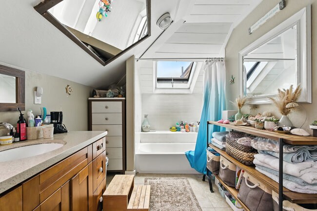 575 Myrtle St, Half Moon Bay, CA à vendre - Photo du bâtiment - Image 3 de 60