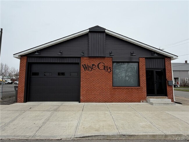 More details for 720 W Dominick St, Rome, NY - Retail for Sale