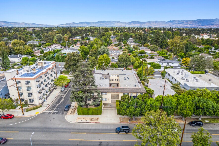 13021-13025 Moorpark St, Studio City, CA à vendre - Photo du bâtiment - Image 3 de 12