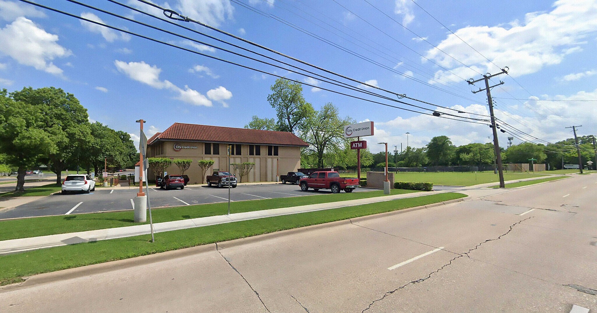 7474 Ferguson Rd, Dallas, TX à vendre Photo du bâtiment- Image 1 de 4