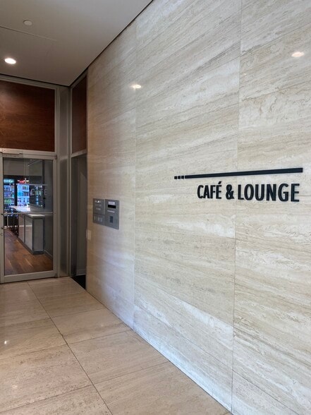 1819 Peachtree Rd, Atlanta, GA à louer - Photo intérieure - Image 3 de 33