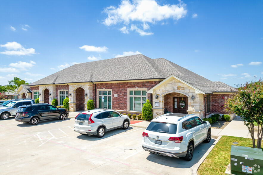 8765 Stockard Dr, Frisco, TX for lease - Building Photo - Image 1 of 4