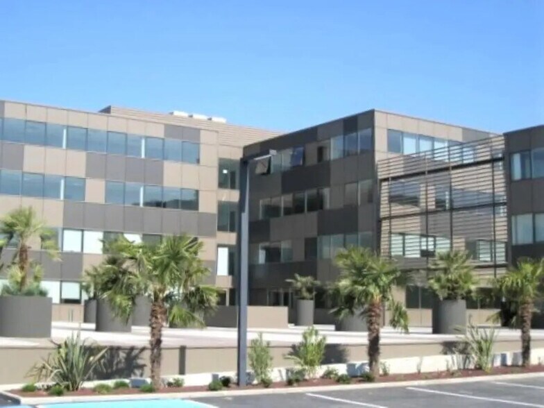 Bureau dans Balma à louer - Photo du bâtiment - Image 1 de 8