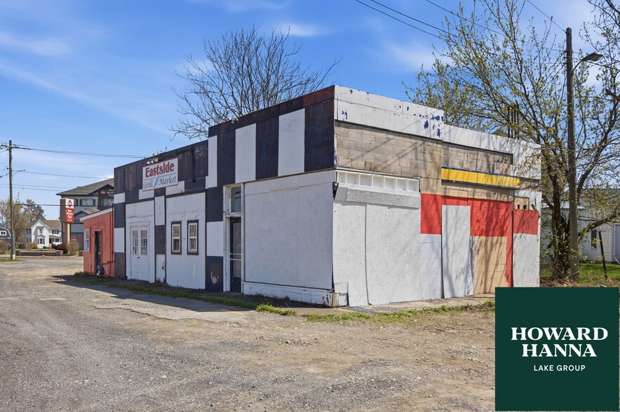 206 Lake St, Penn Yan, NY for sale - Building Photo - Image 3 of 27