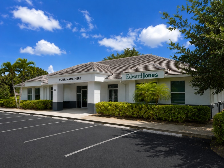 6150 Diamond Centre Ct, Fort Myers, FL for sale - Building Photo - Image 3 of 12