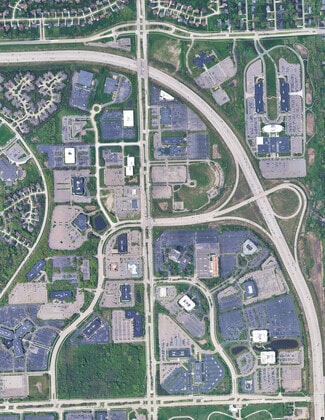 More details for 900 Tower Dr, Troy, MI - Retail for Lease